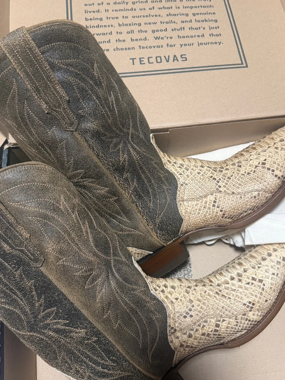 Tecovas The Garrett Invasive Python Color Mangrove Limited Edition - 12.5 D